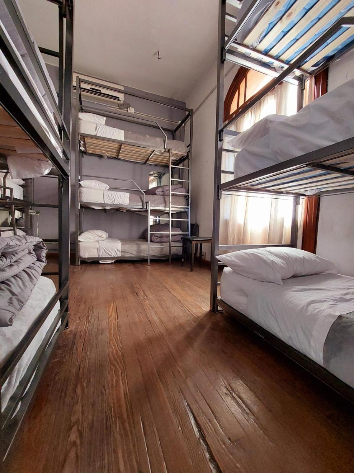 Why Not Nueva Cordoba Hostel ภายนอก รูปภาพ